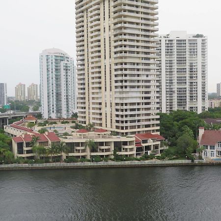 Ocean Reserve Luxury Condos Across From Sunny Isles Beach Μαϊάμι Μπιτς Εξωτερικό φωτογραφία