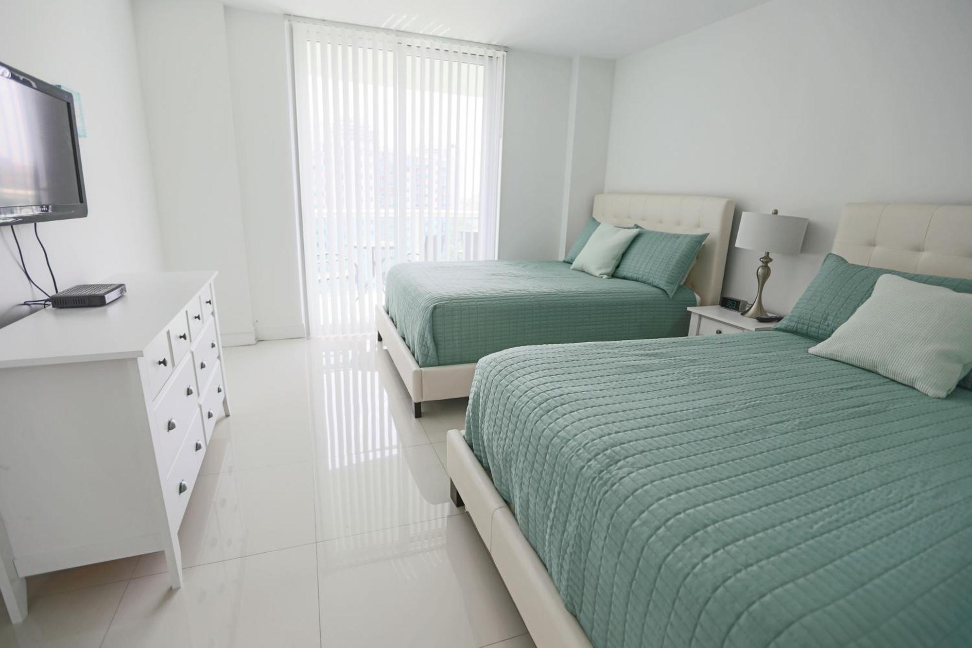 Ocean Reserve Luxury Condos Across From Sunny Isles Beach Μαϊάμι Μπιτς Εξωτερικό φωτογραφία