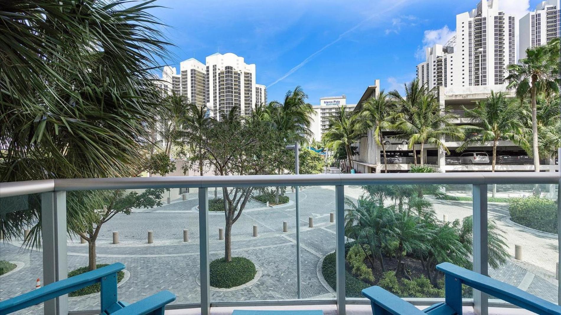 Ocean Reserve Luxury Condos Across From Sunny Isles Beach Μαϊάμι Μπιτς Δωμάτιο φωτογραφία