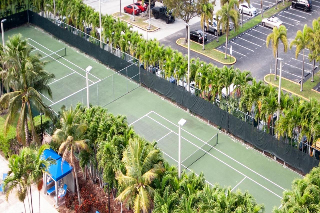 Ocean Reserve Luxury Condos Across From Sunny Isles Beach Μαϊάμι Μπιτς Εξωτερικό φωτογραφία